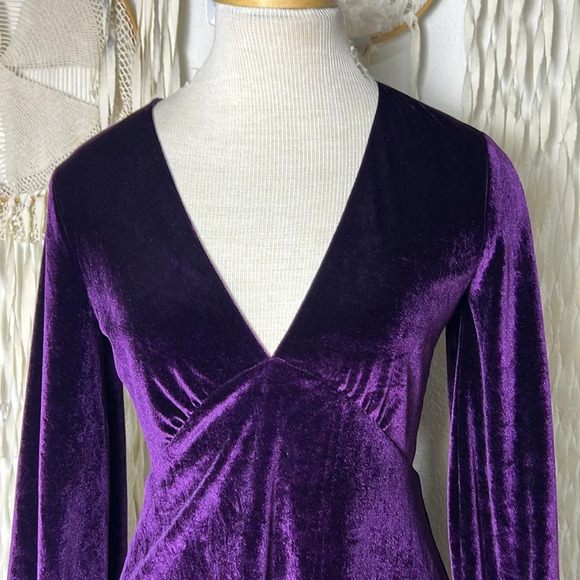 Tularosa Purple Velvet Long Sleeve Mini Dress size XS - Picture 4 of 11